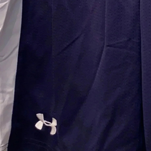 UNDER ARMOUR EUC BOYS NAVY SHORTS SIZE LARGE YLG - Picture 2 of 5